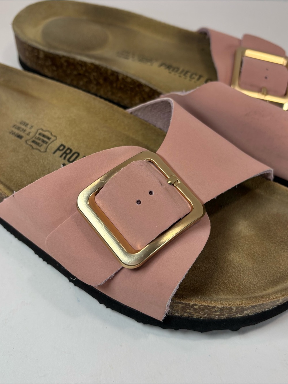 Project Cloud Women’s Pink Suede Venta Sandals Size 8.5 Beach Chic Boho EUC